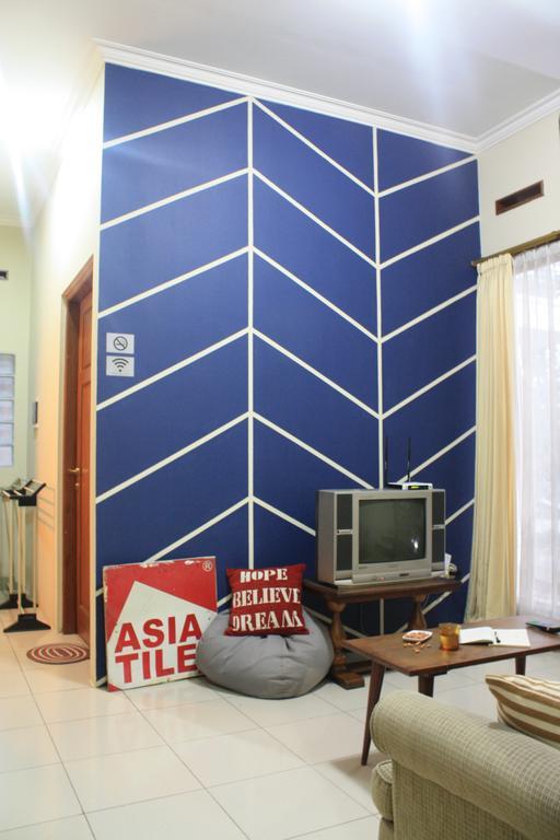 The Attic Bed & Breakfast Bandung Eksteriør bilde